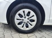 Hyundai i30 24