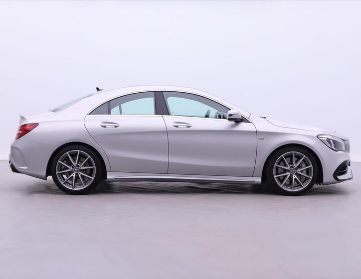 Mercedes-Benz CLA 8