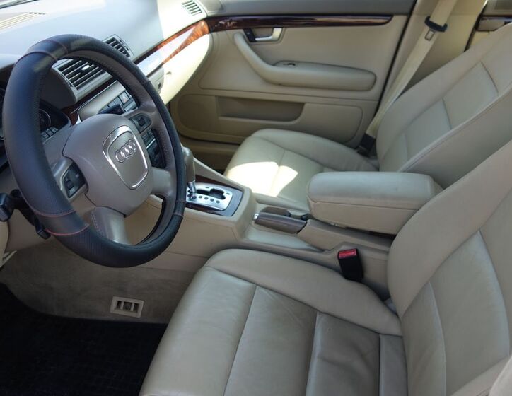 Audi A4 26