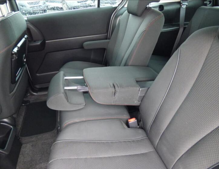 Mazda 5 30