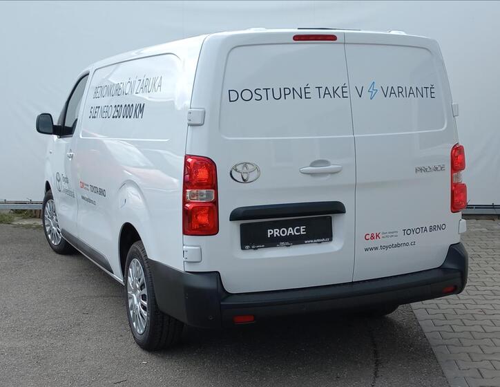 Toyota ProAce 6