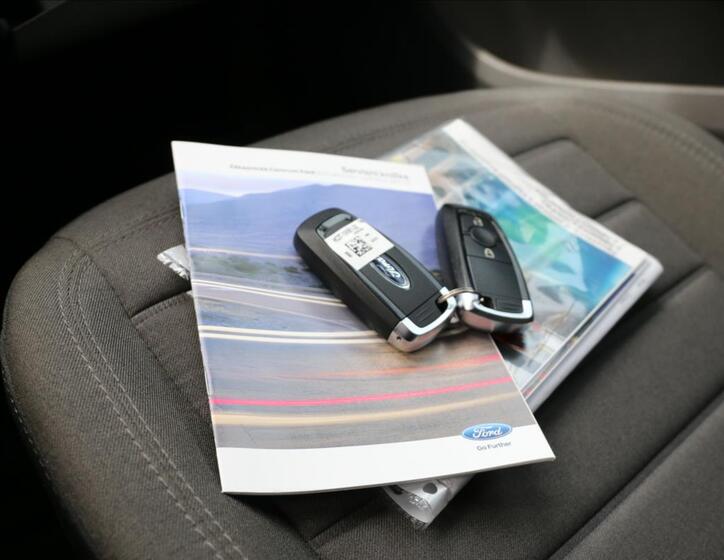 Ford Tourneo Connect 56