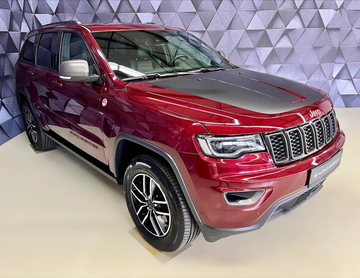 Jeep Grand Cherokee 4