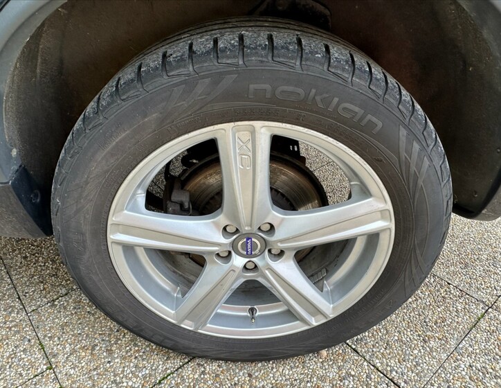 Volvo XC90 35