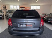 Toyota Avensis 8