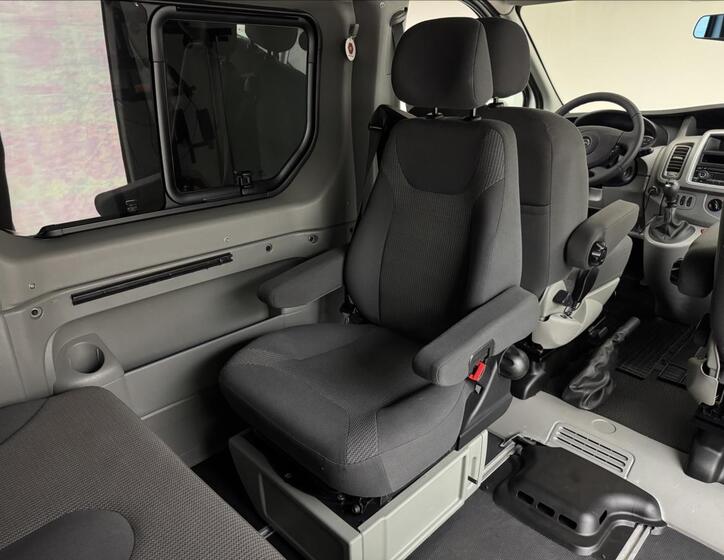 Opel Vivaro 29