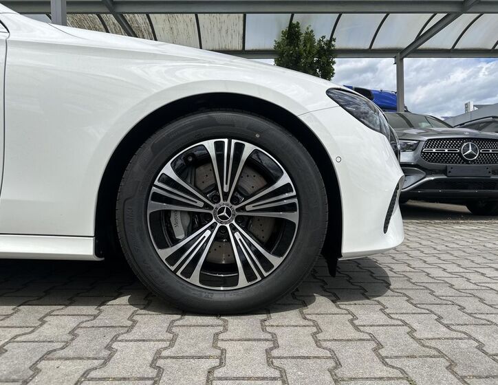 Mercedes-Benz Třídy E 15