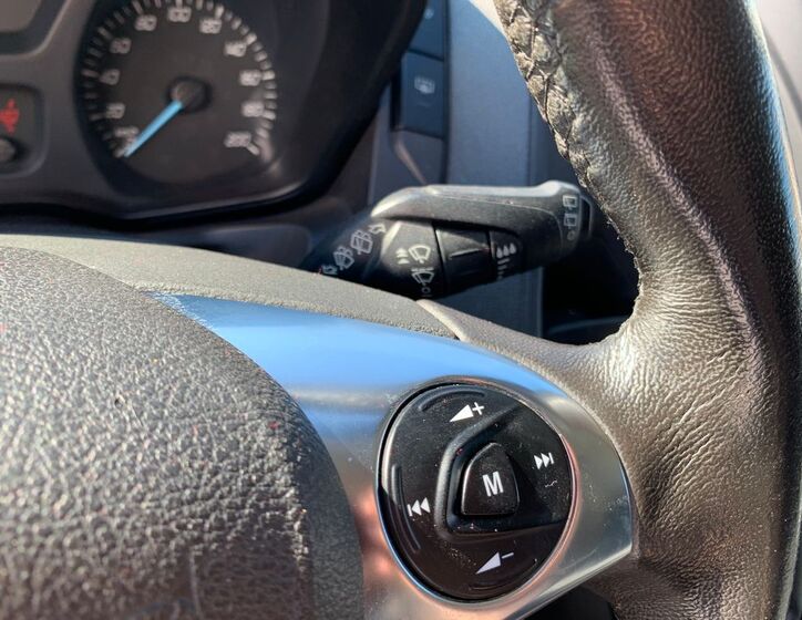 Ford Transit Custom 13