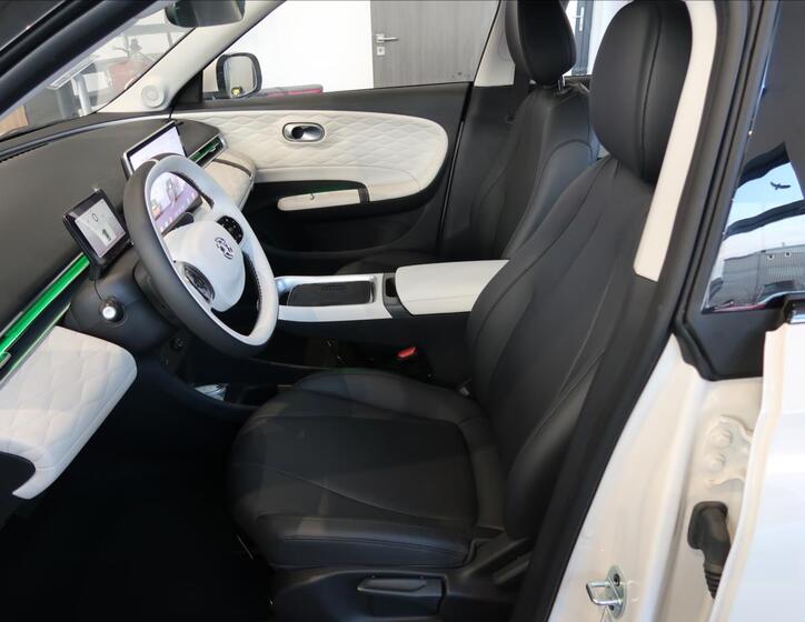 Dongfeng Box 12