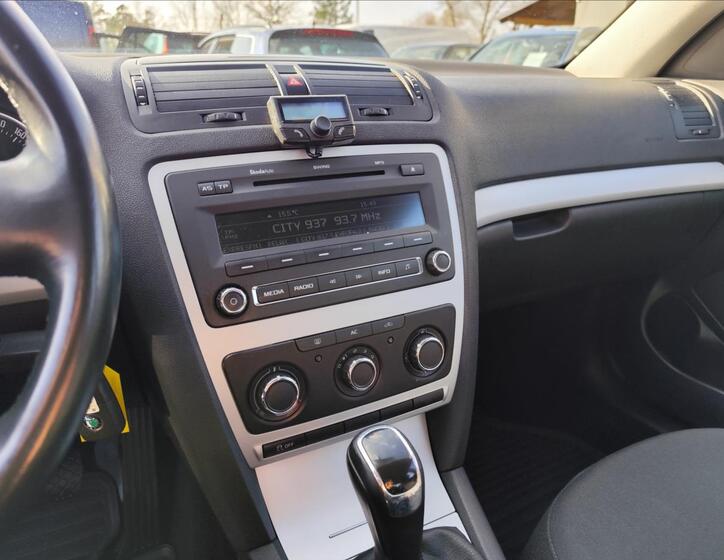 Škoda Octavia 21