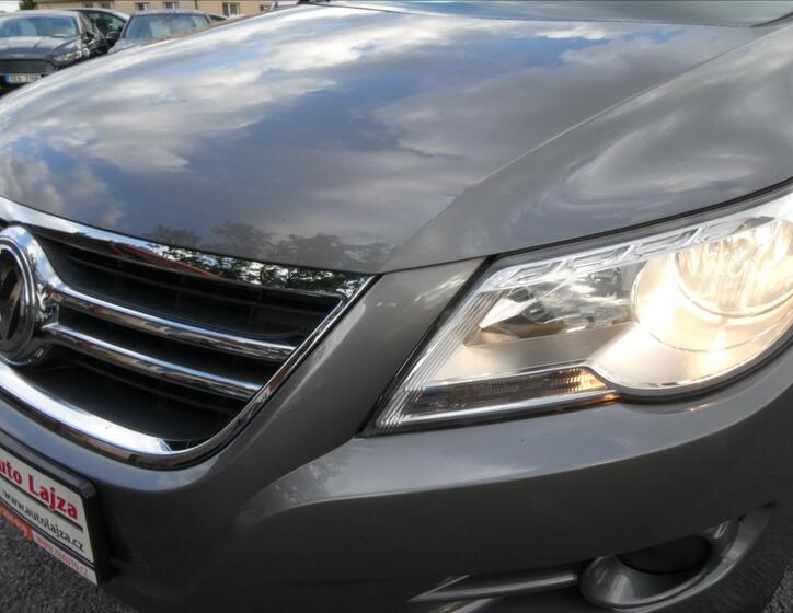 Volkswagen Tiguan 4