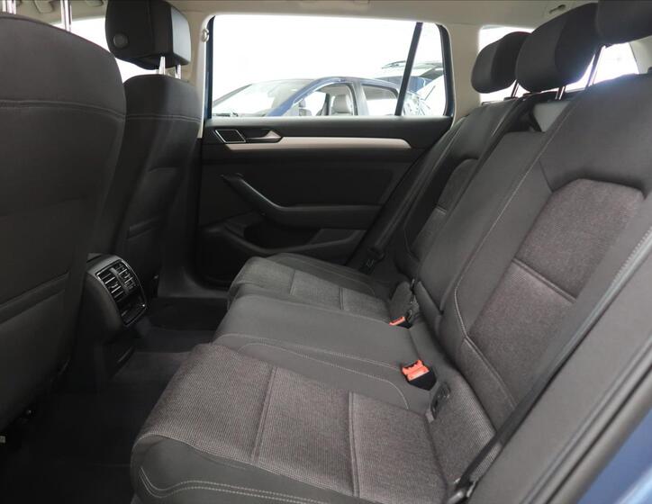 Volkswagen Passat 14