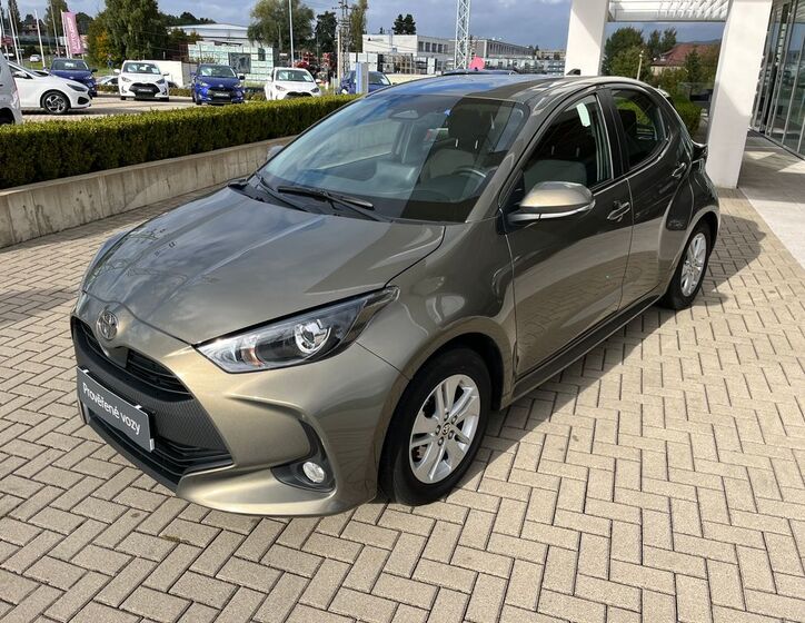 Toyota Yaris 2