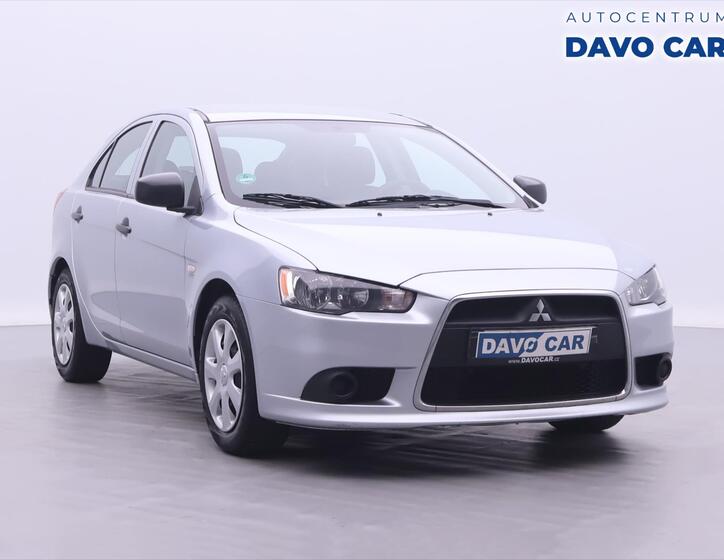 Mitsubishi Lancer 1