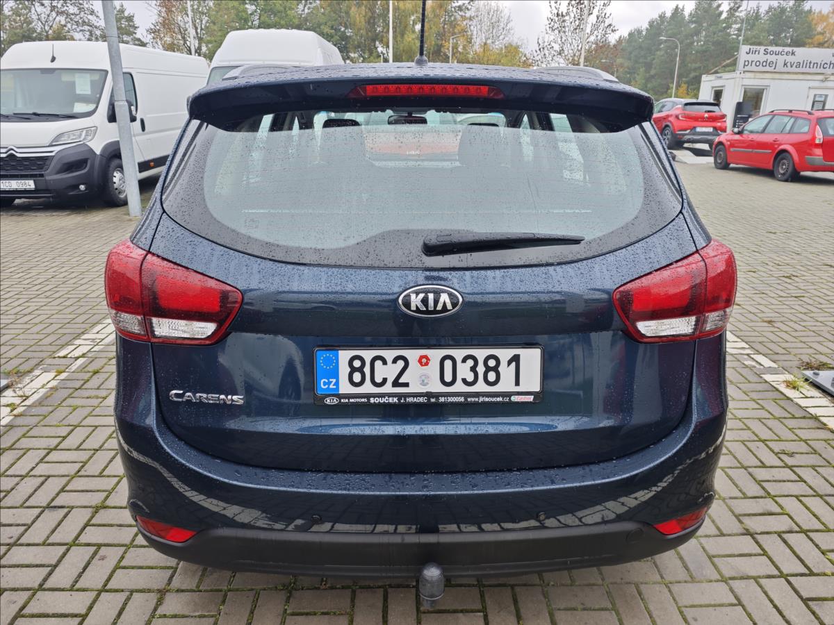 KIA Carens