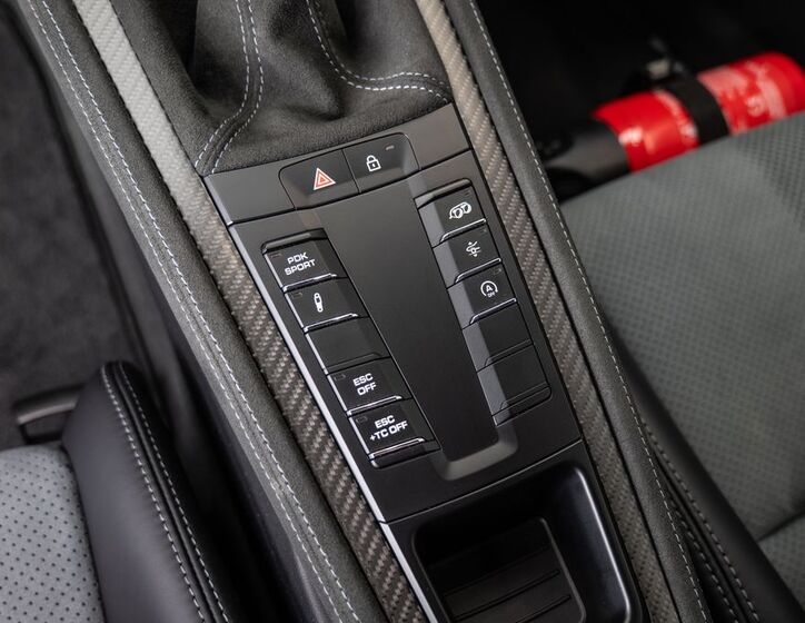 Porsche Cayman 13