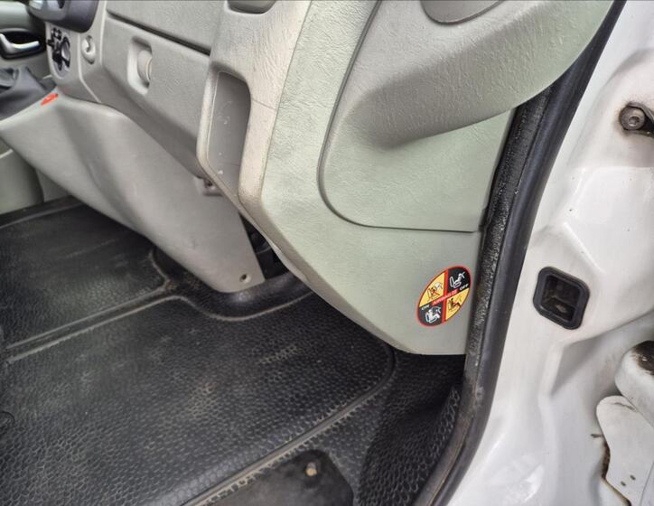 Renault Trafic 22