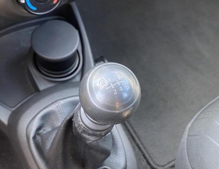 Toyota Yaris 17