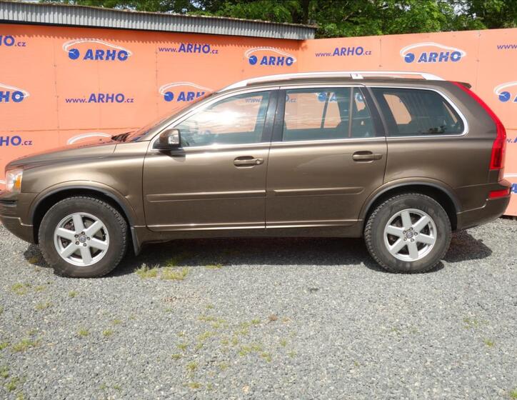 Volvo XC90 4