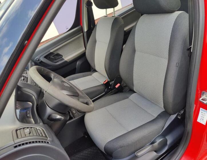 Škoda Roomster 11