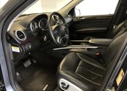 Mercedes-Benz GL 9
