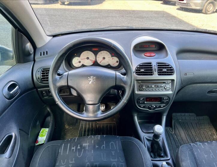 Peugeot 206 20