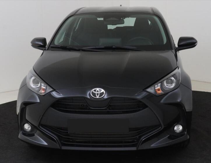 Toyota Yaris 2