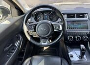 Jaguar E-Pace 14