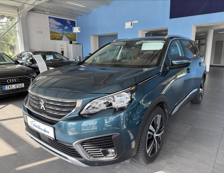 Peugeot 5008 3