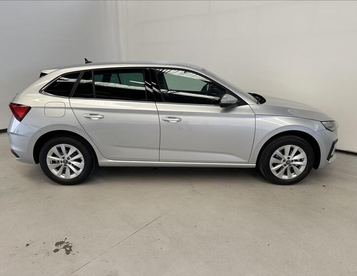 Škoda Scala 3