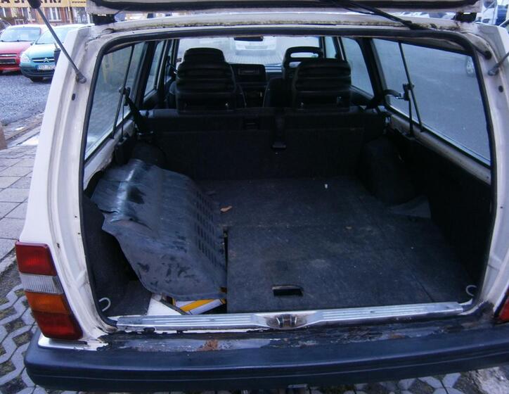 Volvo 240 8
