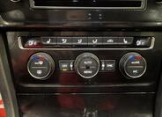Volkswagen Golf 21