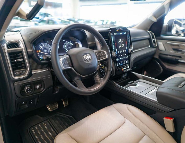 Dodge RAM 16