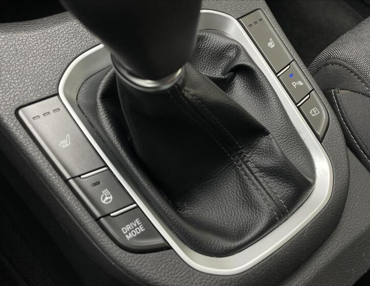 Hyundai i30 16