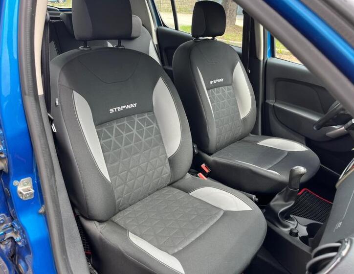 Dacia Sandero 23