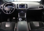 Ford Edge 8
