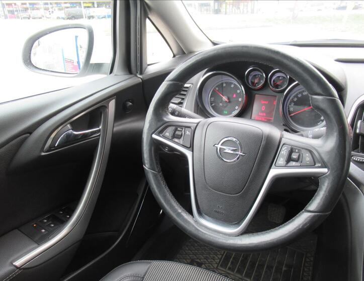 Opel Astra 12