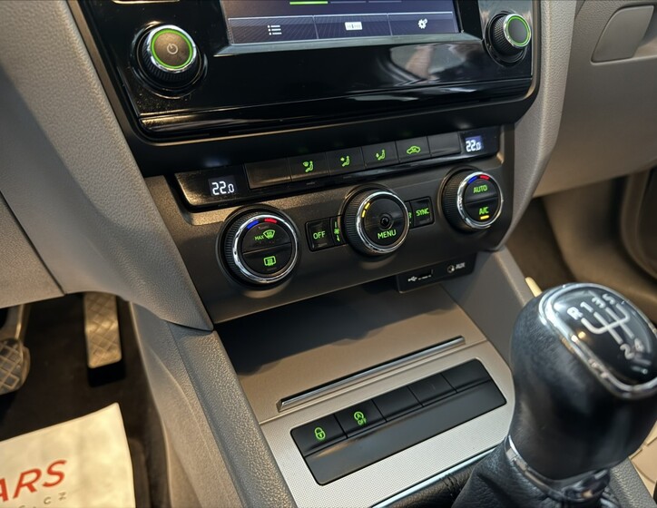 Škoda Octavia 13