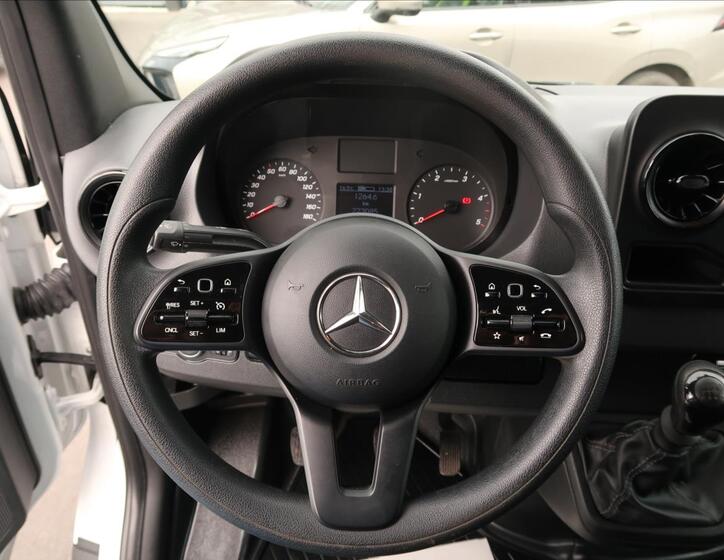 Mercedes-Benz Sprinter 15