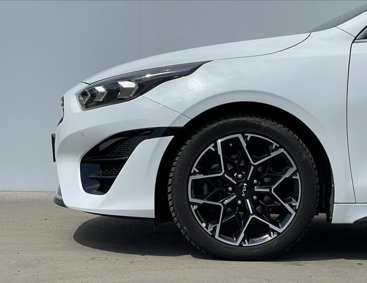 KIA ProCeed 19