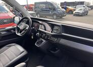 Volkswagen Multivan 18