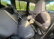 Jeep Liberty 11