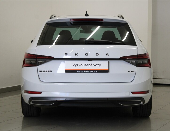 Škoda Superb 4