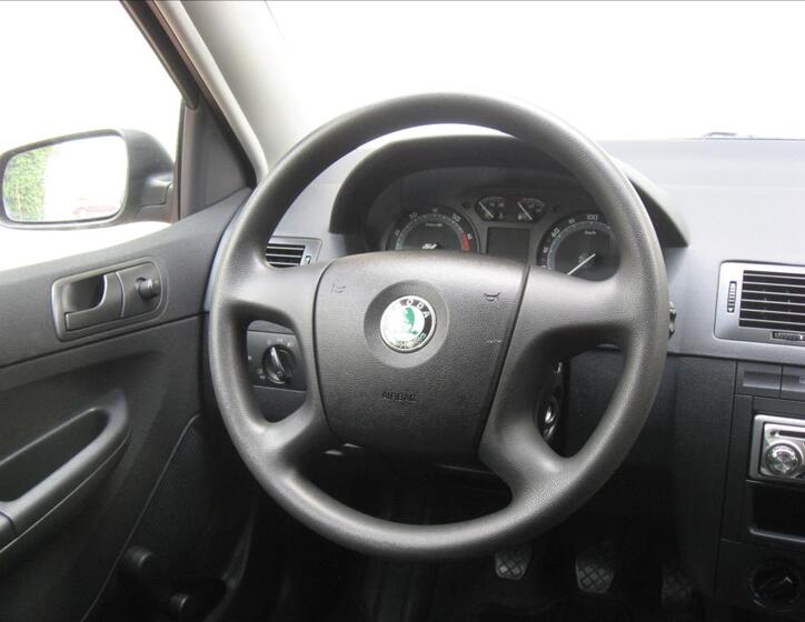 Škoda Fabia 22