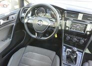 Volkswagen Golf 16
