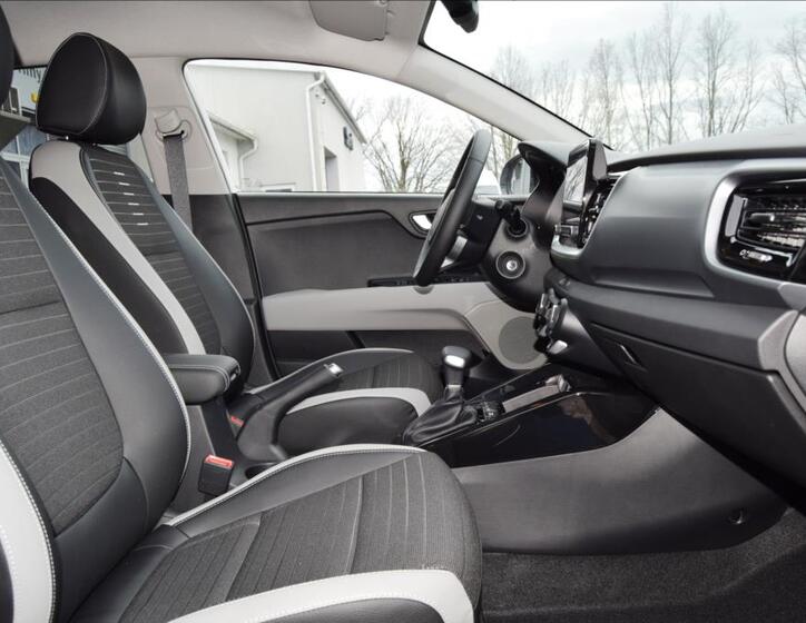 KIA Stonic 4