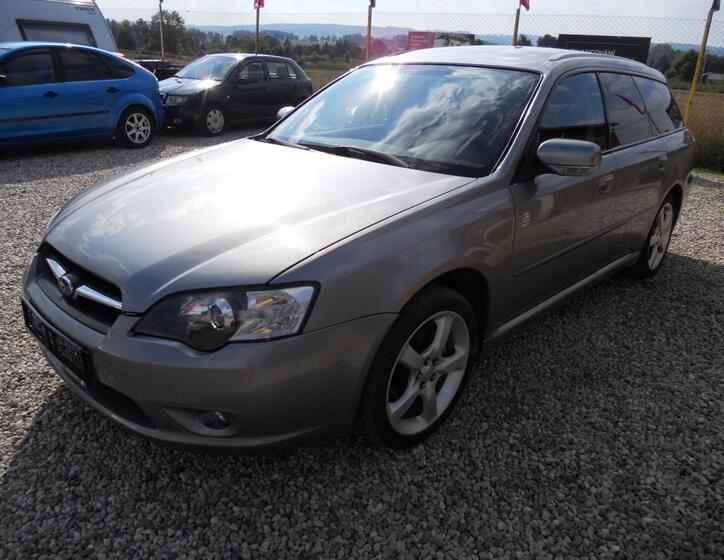 Subaru Legacy 1