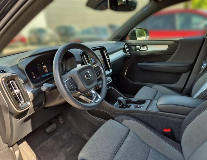 Volvo XC40 7