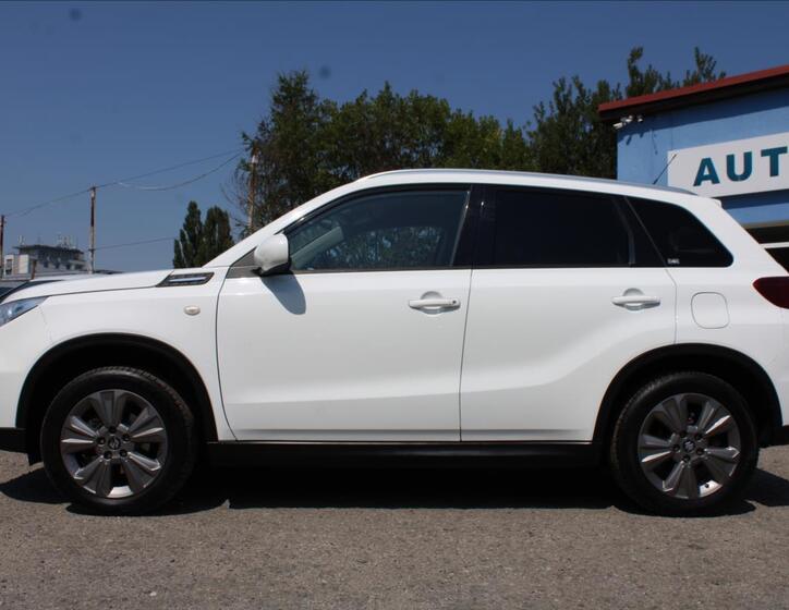Suzuki Vitara 8