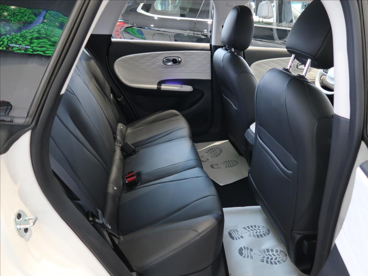 Dongfeng Box